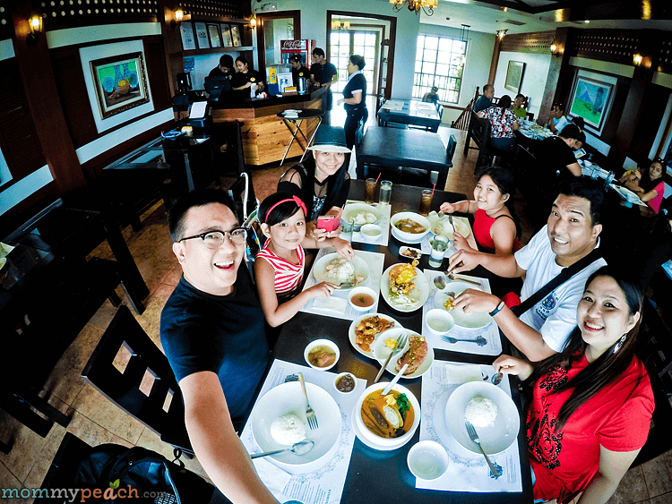 Lunch At Bagoong Club, Twin Lakes