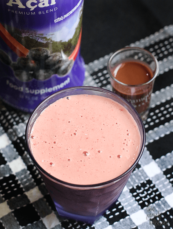 Banana Berry Acai Smoothie + Organique Acai Recipes