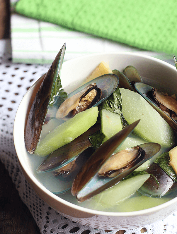Tinolang Tahong (Mussels in Ginger Soup)