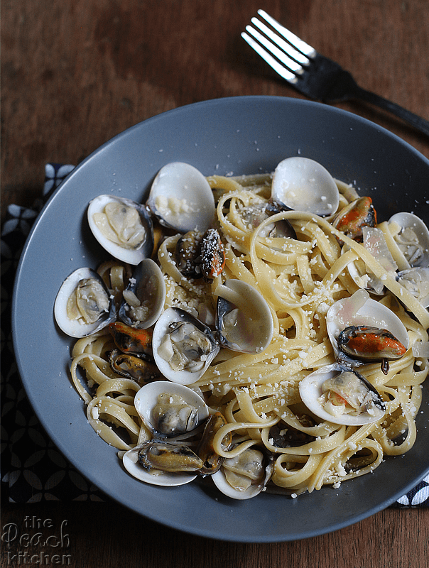 Linguine with Clams and Mussels