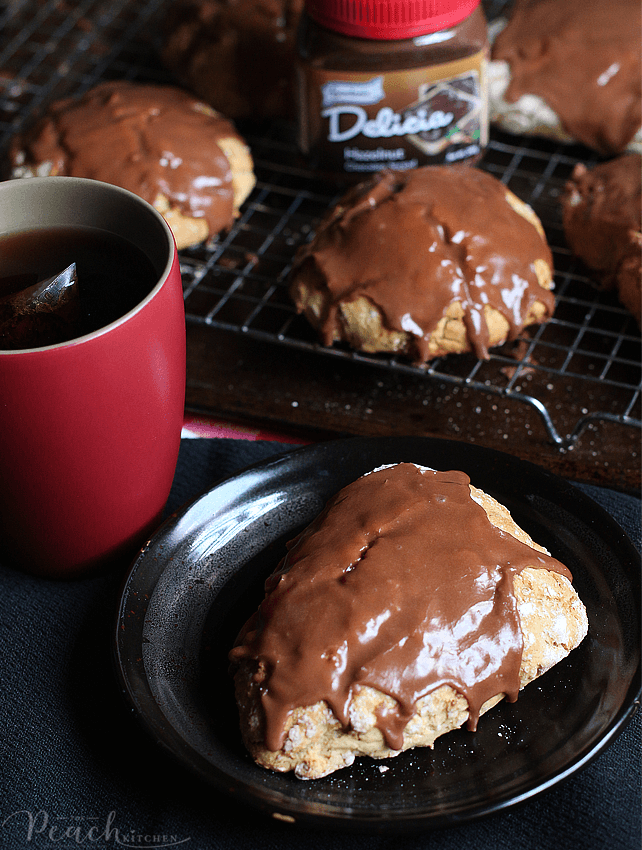 Banana Oat Scones With Delicia Glaze