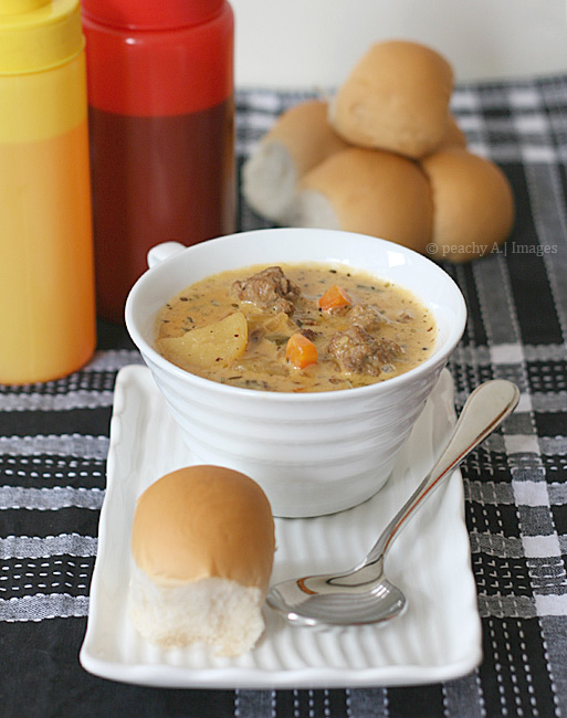 Cheeseburger Soup | www.thepeachkitchen.com