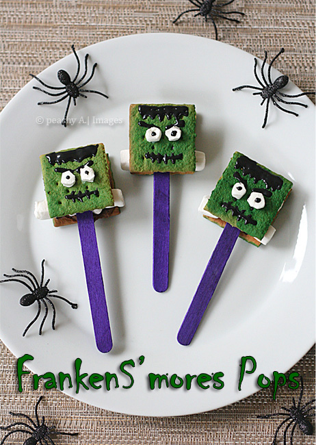 FrankenS'mores Pops, your favorite Halloween Character turned into s'mores | www.thepeachkitchen.com