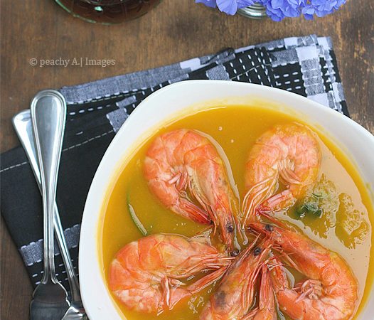 Kinalabasang Hipon (Squash and Shrimp Soup) | www.thepeachkitchen.com