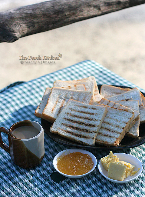 Complimentary Breakfast at El Cañonero, Puerto Galera | www.thepeachkitchen.com