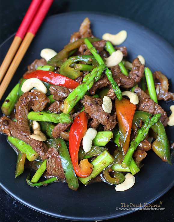 Beef Stir-Fry with Asparagus & Cashew | www.thepeachkitchen.com