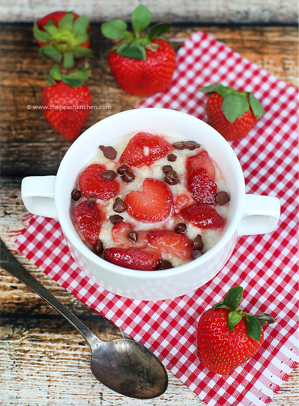 Strawberry Oatmeal | www.thepeachkitchen.com