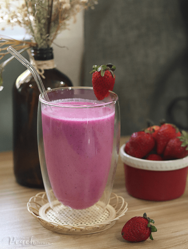 https://www.thepeachkitchen.com/wp-content/uploads/2021/06/Strawberry-Smoothie.png