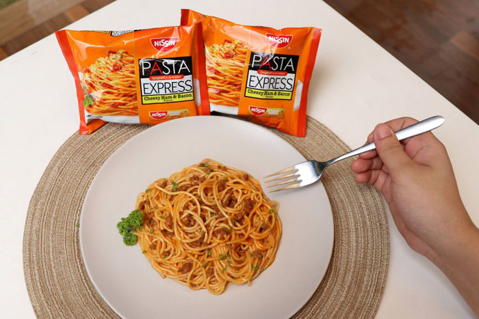 Nissin Pasta Express Cheesy Ham & Bacon