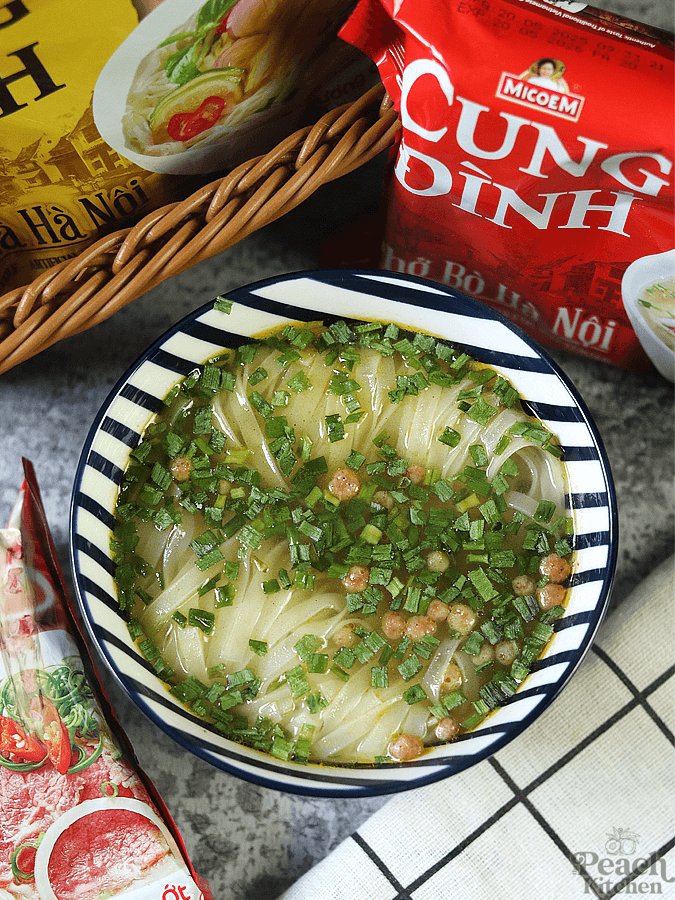 Cung Đình Noodles