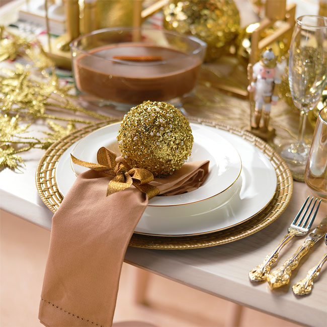 Holiday Tablescaping